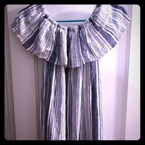 Crop shoulder dress with pockets